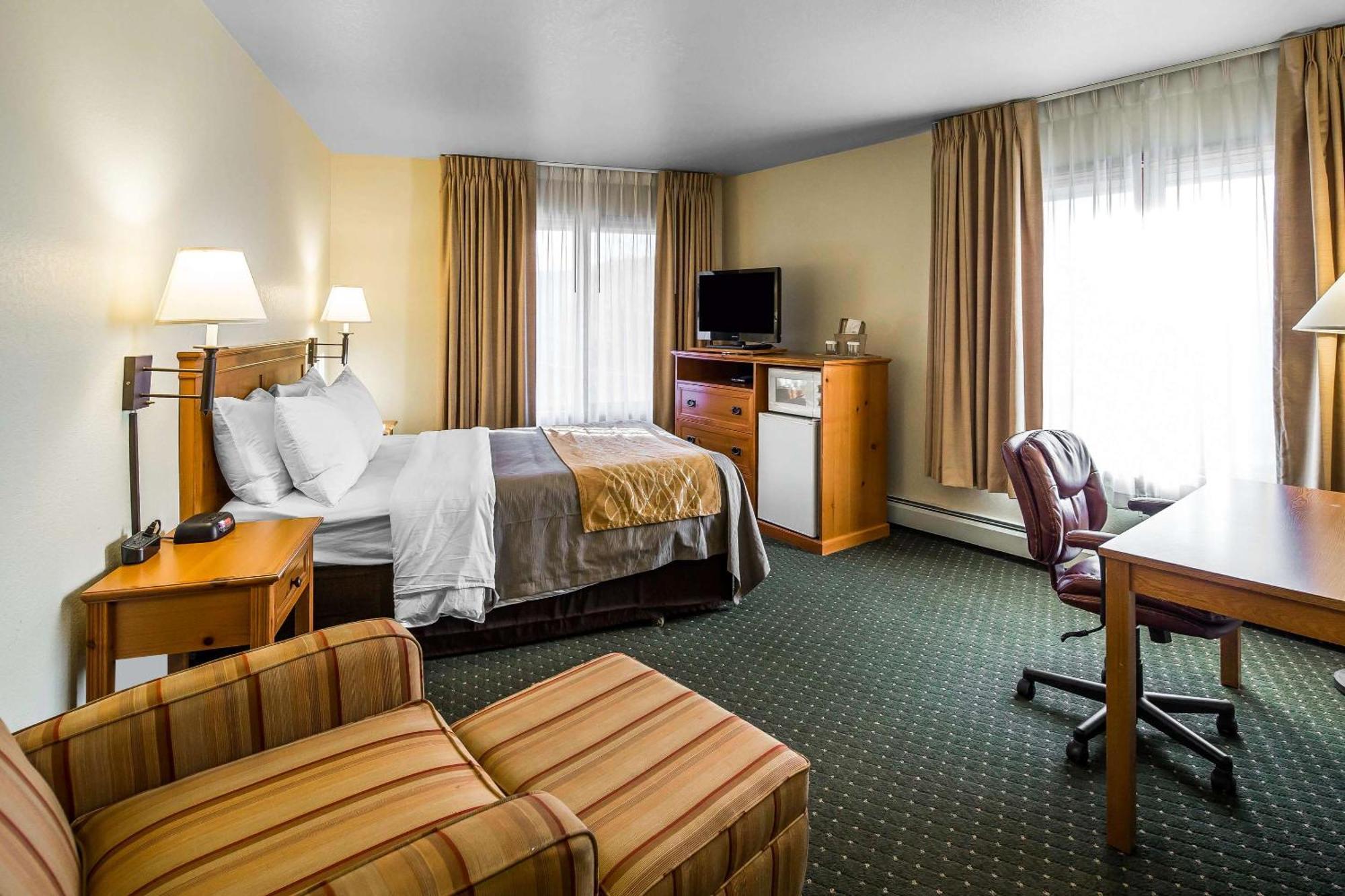 Quality Inn Kodiak Bagian luar foto